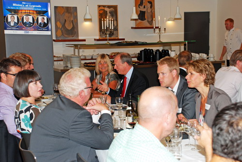 /denmark/images/aon-denmark-images/historyoflegends/Aon-dinner/Aon_ManchesterUnitedSponsor