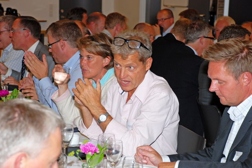 /denmark/images/aon-denmark-images/historyoflegends/Aon-dinner/Aon_ManchesterUnitedSponsor