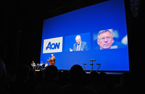 /denmark/images/aon-denmark-images/historyoflegends/Aon-dinner/Aon_ManchesterUnitedSponsor