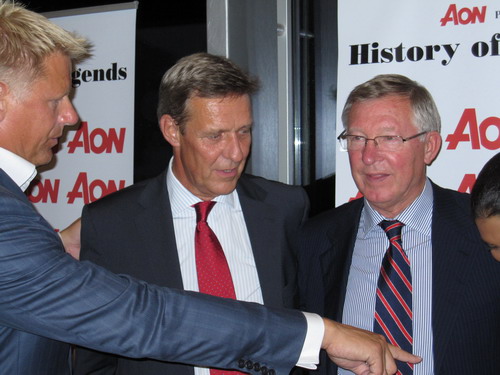 /denmark/images/aon-denmark-images/historyoflegends/Aon-dinner/Aon_ManchesterUnitedSponsor