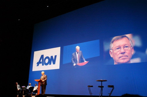 /denmark/images/aon-denmark-images/historyoflegends/Aon-dinner/Aon_ManchesterUnitedSponsor